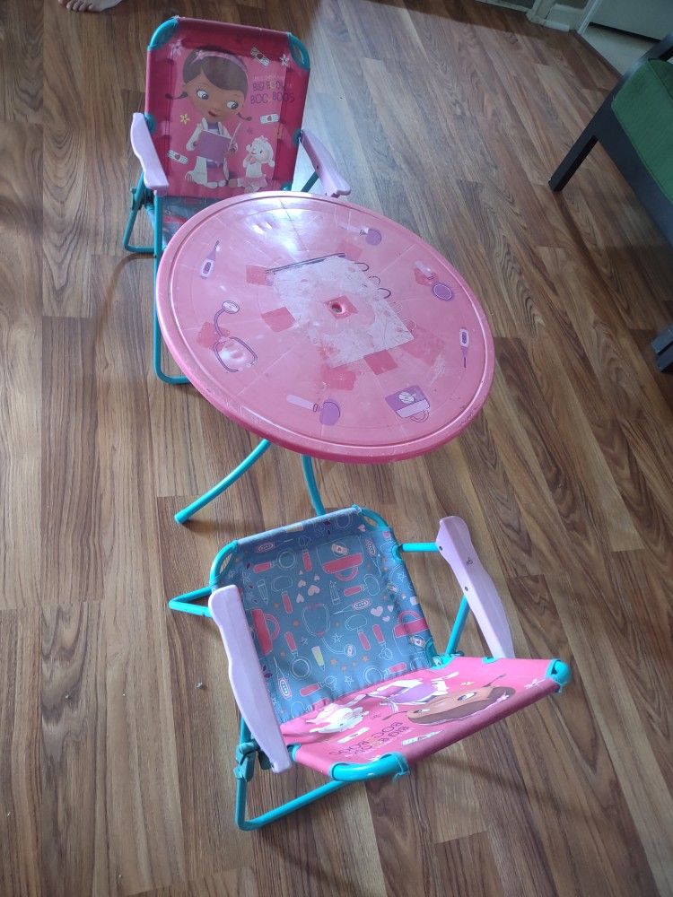 Table and chairs for kids