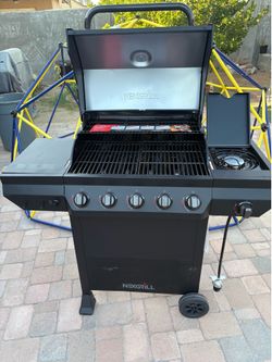 Propane gas grill