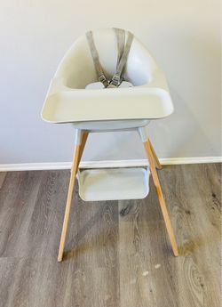 Stokke Clikk High Chair All-in-0ne With Tray And Harness- Cloud Gray
