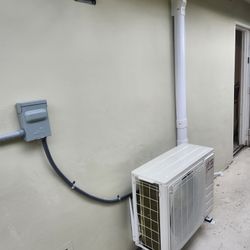Mini Split AC New With Warranty, Install Included