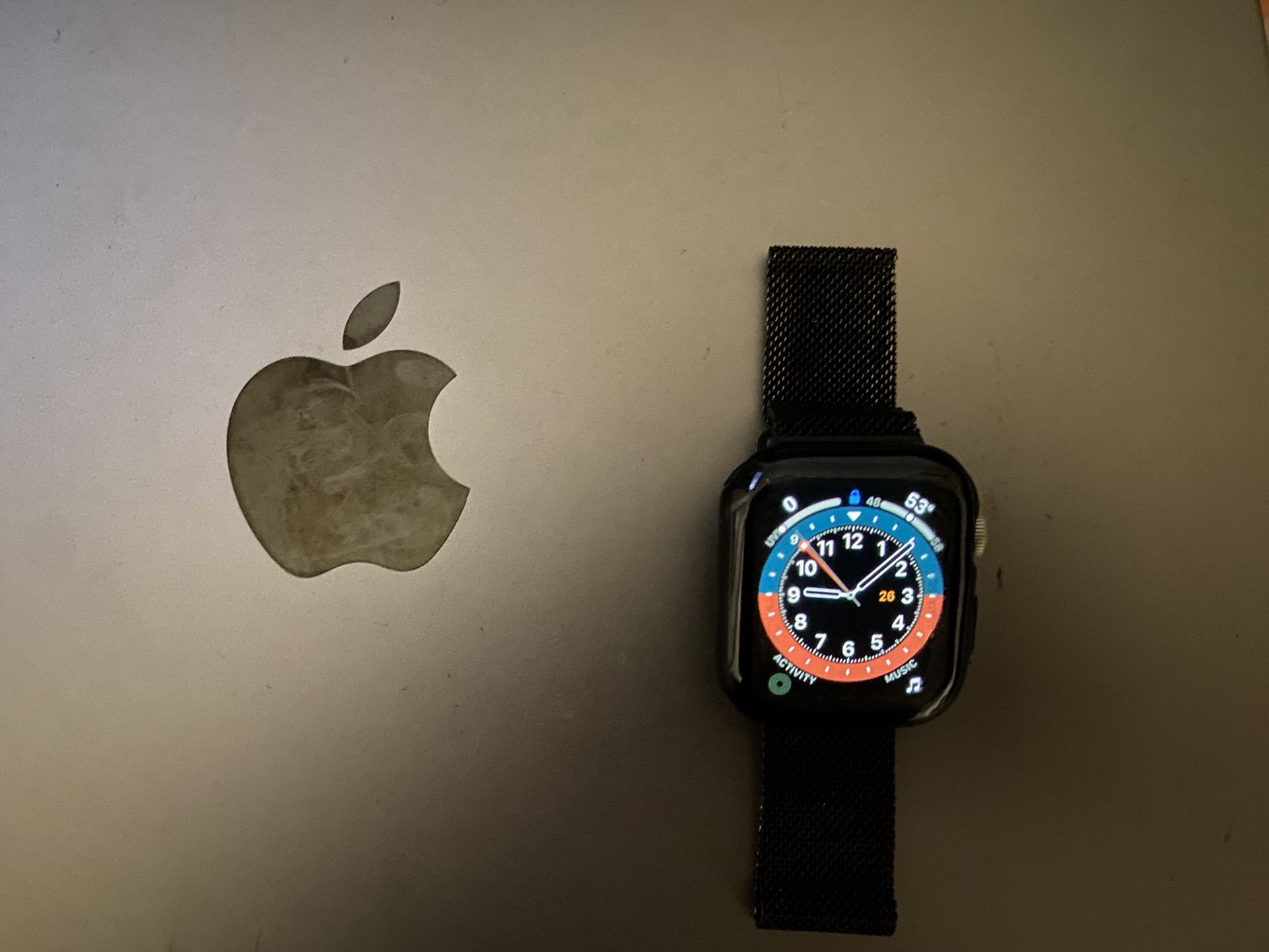 APPLE WATCH