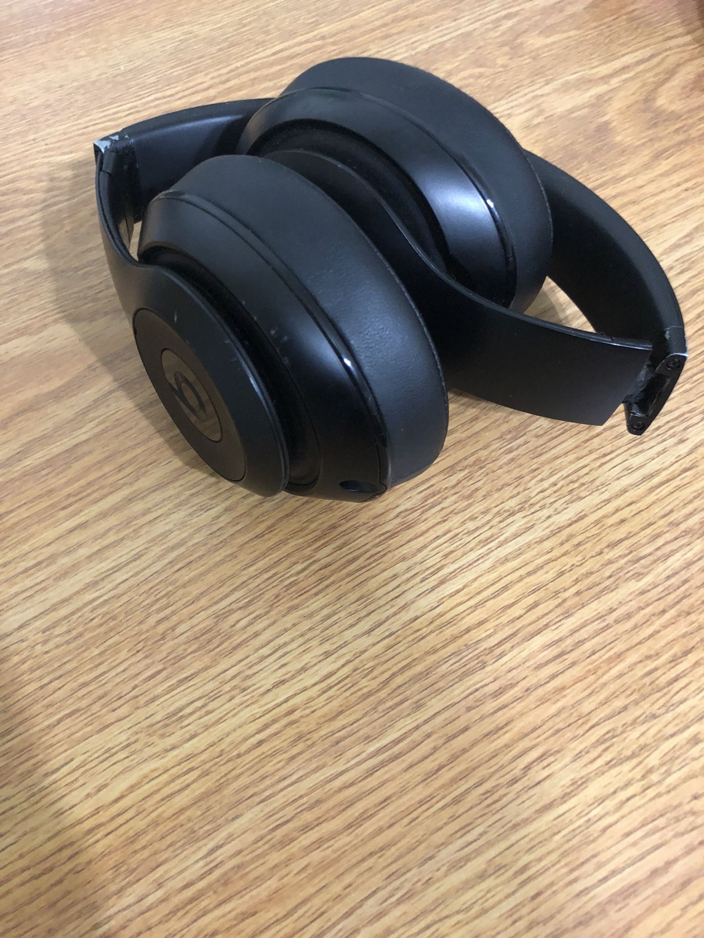 Studio Beats 2.0 Wireless