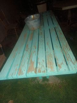 Custom picnic table for 8