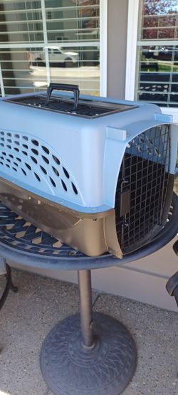 New Petmate Two Door Pet Kennel 24" Dog Crate Cat Carrier Top & Front Loading