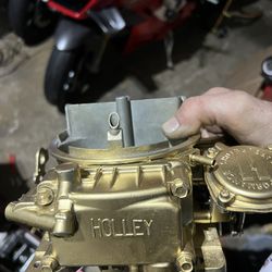 Holley 650 