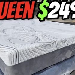 Queen Organic Hybrid Cool Gel Memory Foam Mattress!!