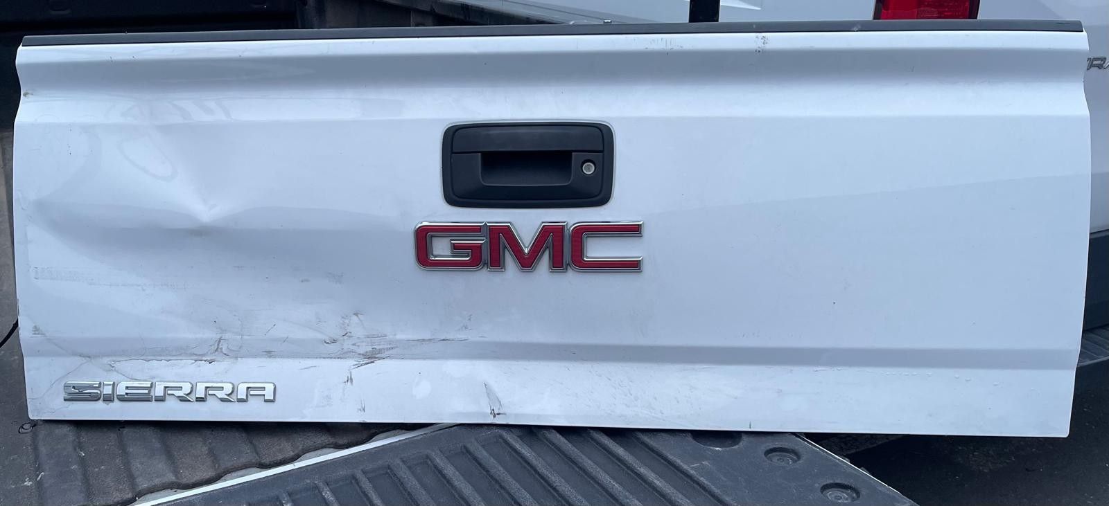 OEM GMC TAILGATE 2014-2019 