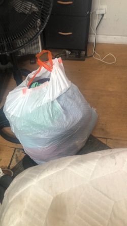 Bag of women’s clothes mixed free