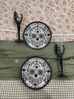 Halloween Appetizer Plates/ Plastic Cups