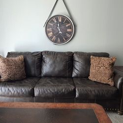 Leather  Faux Couches