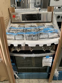LG 30” gas stove in stainless steel new open box