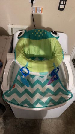 Baby frog seat