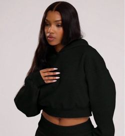 Black oversized cropped hoodie