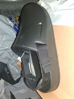 NIKE SLIDES BRAND NEW