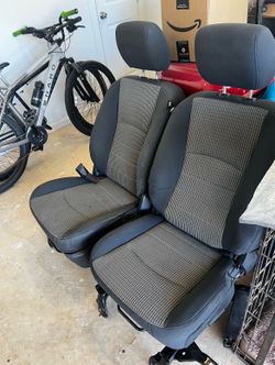 Ram 1500 seats