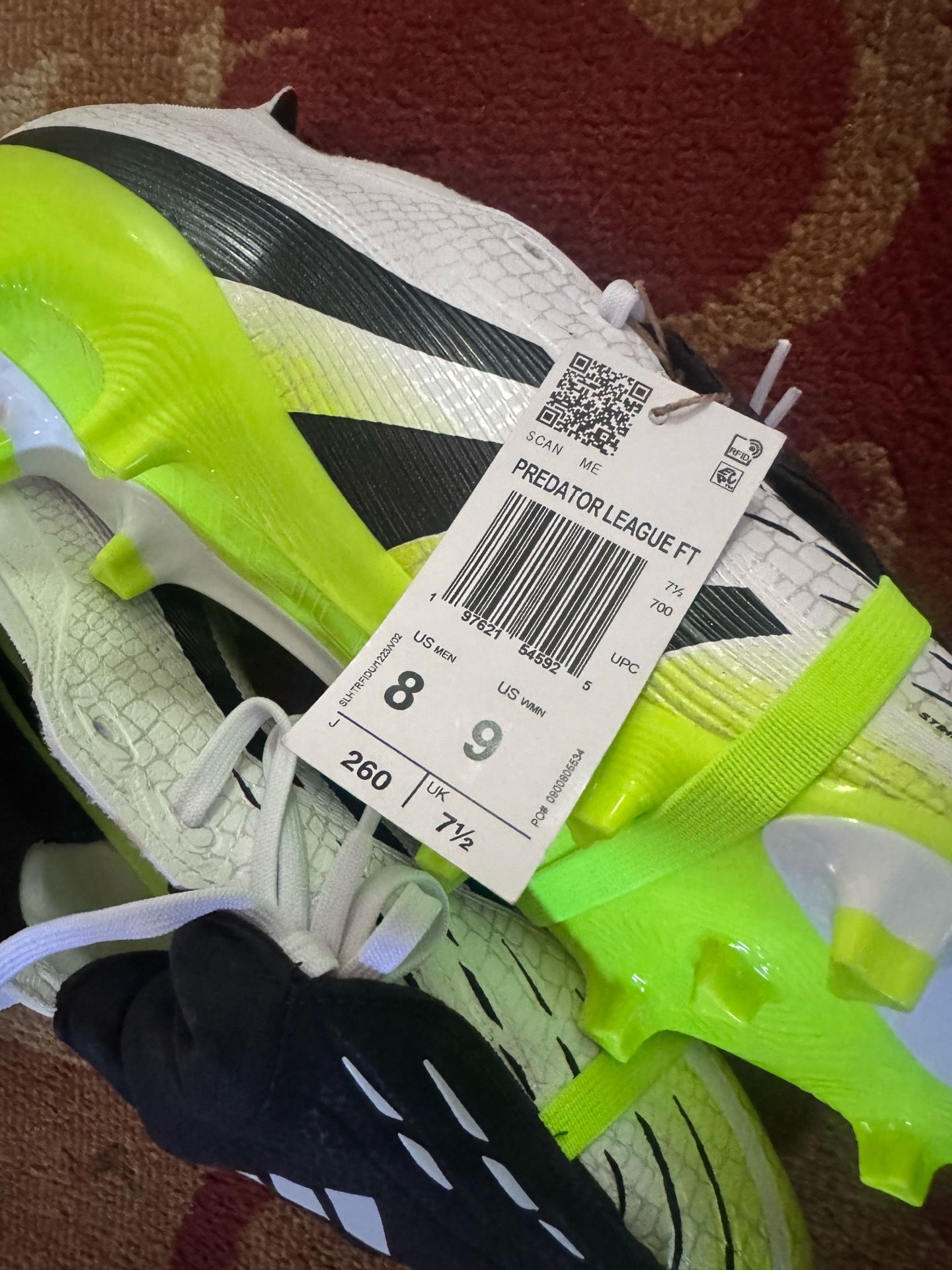 Adidas predator size(8)
