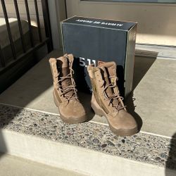 "NEW" 5.11 Tactical Boots -Men's Size 8