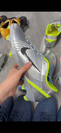 Nike mercurial REGN