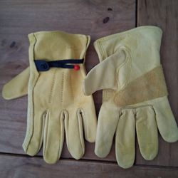 Leather Cowhide Gloves Size Medium Brand New 