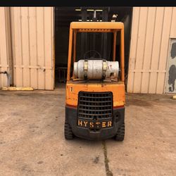 Forklift ( Monta Carga) 6000lbs 