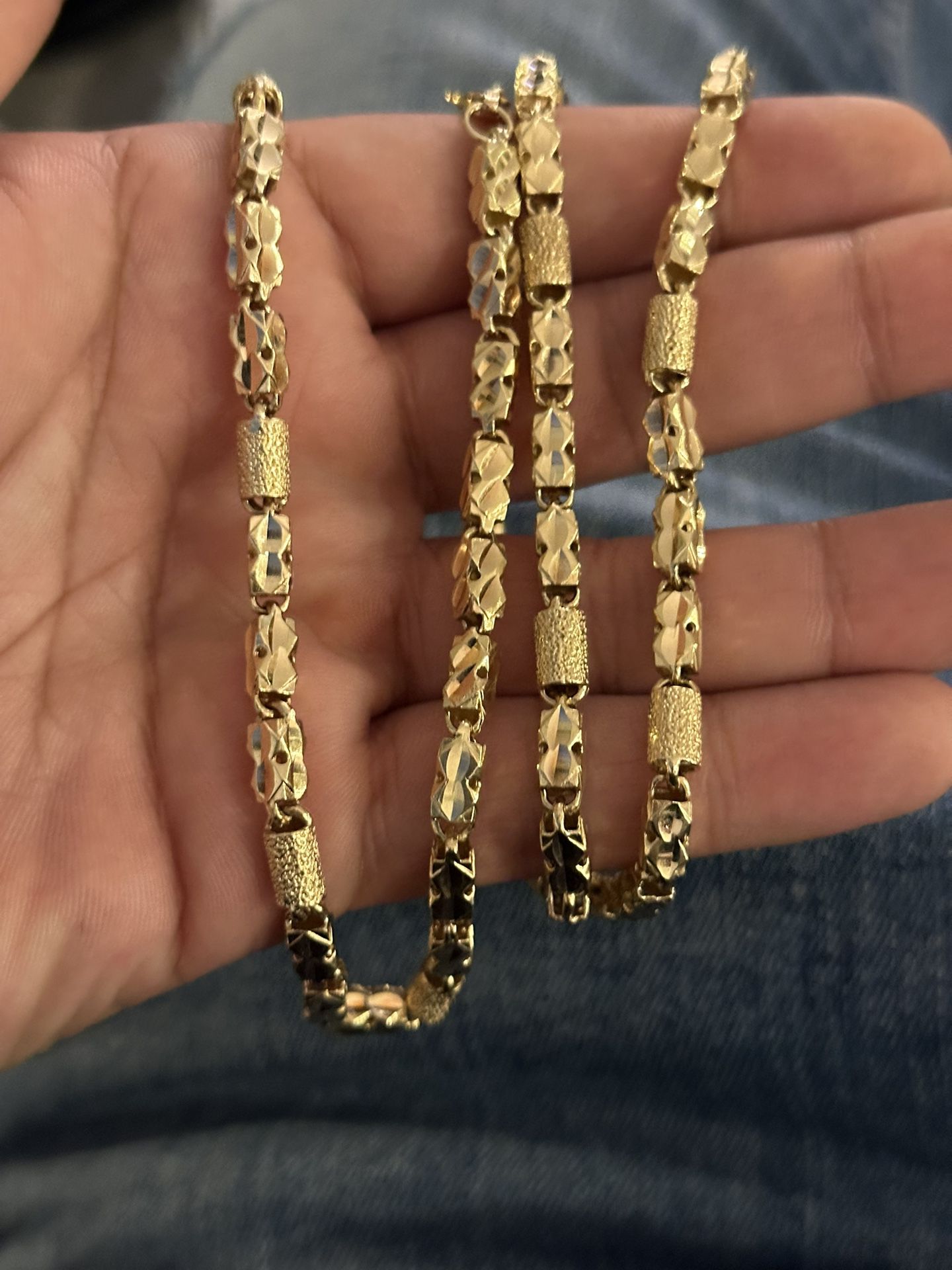 18k Gold Chain 