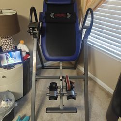INNOVA HEALTH AND FITNESS ITM4800 Advanced Heat and Massage Inversion Table,Black/ Blue 