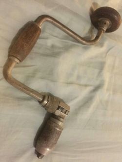 Vintage Woodworking Hand Brace Drill