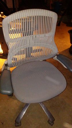 Knoll generation chair
