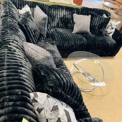 Free Delivery Cozy Sectional 
