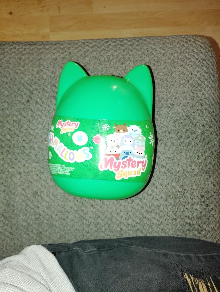 Mystery Christmas Squishmallow 