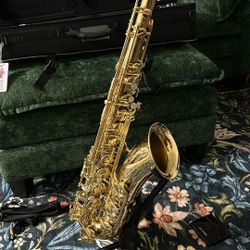 Selmer TS44 Professional Saxophone 
