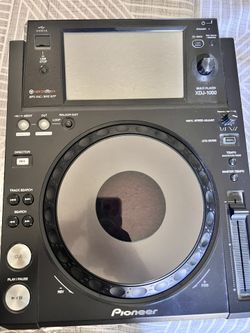 XDJ-1000