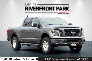 2018 Nissan TITAN
