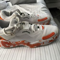 Adidas D.O.N. Issue (Donovan Mitchell) basketball shoes Miami Hurricanes Edition 