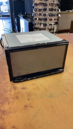 Kenwood Double Din Stereo 6.95”