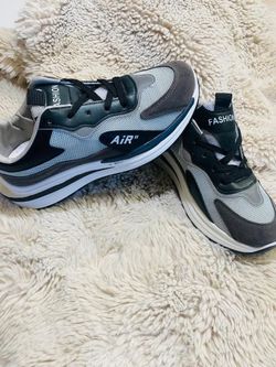 Men's shoes...Women's shoes