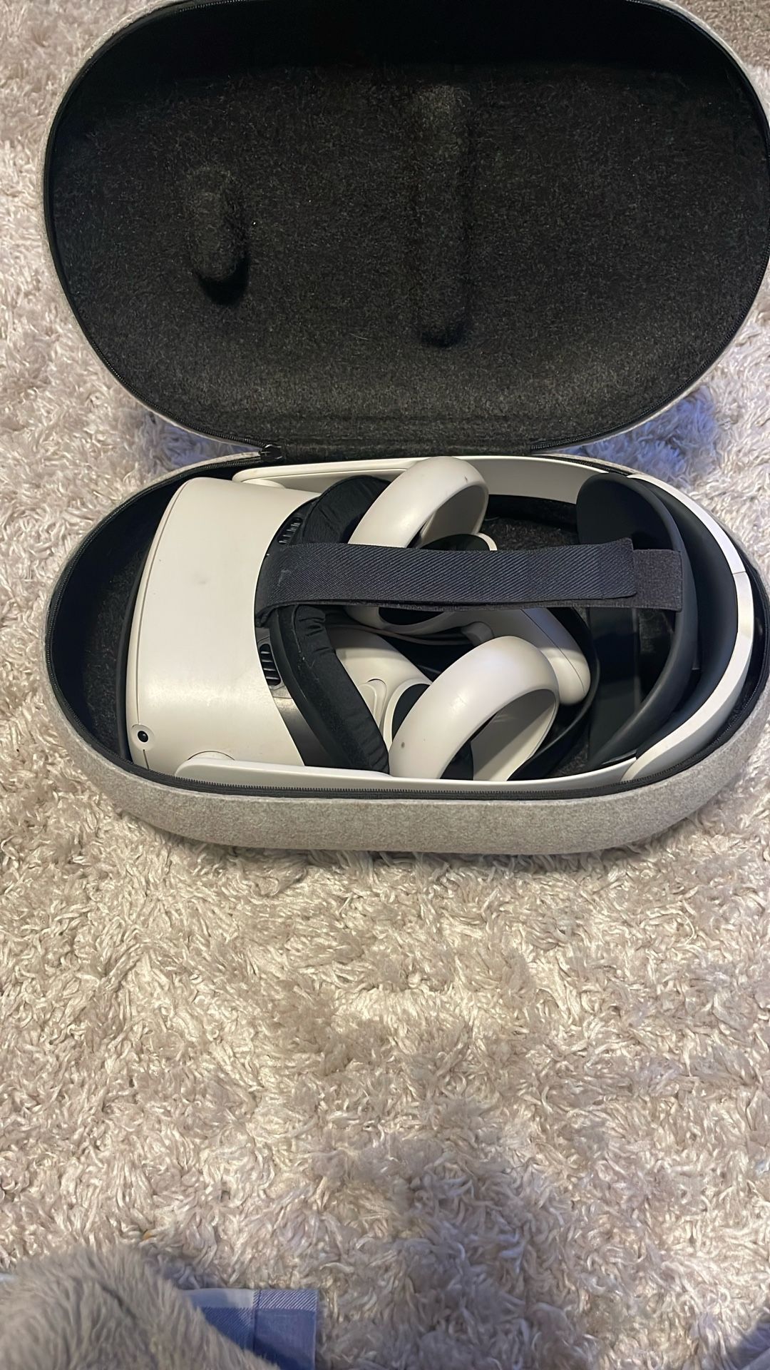 Oculus Quest 2 + Pro Strap & Case