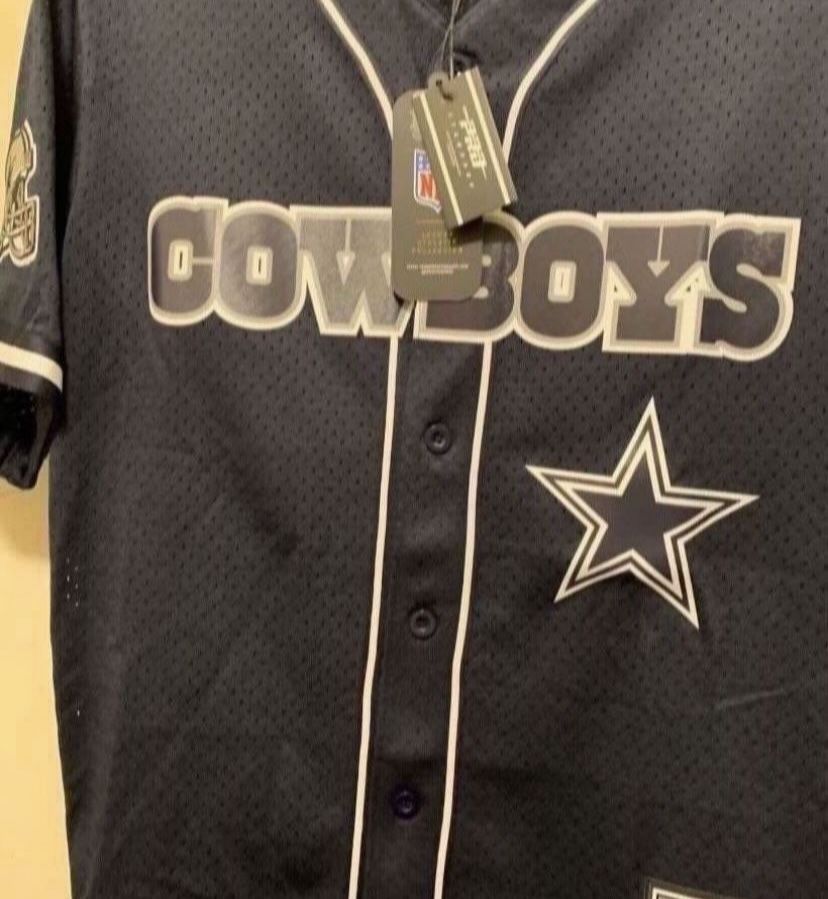 Dallas Cowboys Button Up jersey (Large)