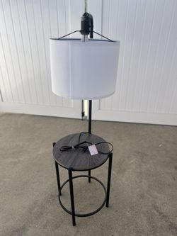 Side Table With Lamp