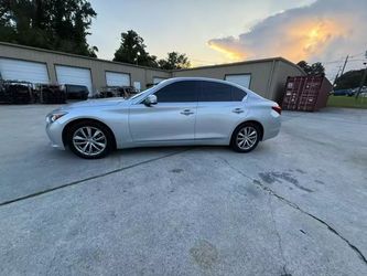 2015 INFINITI Q50