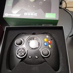 Hyperkin Xbox Duke Controller - Black Xbox One Series SX