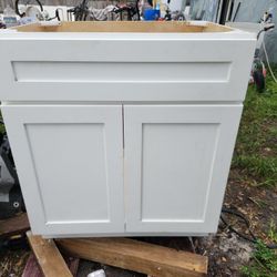 Bathroom Vanity New Condition 29" X 34.5" X 22" 