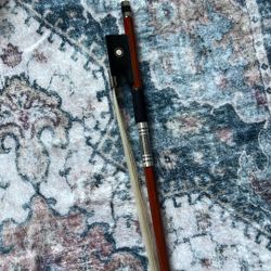 New 4/4 Violin Bow 