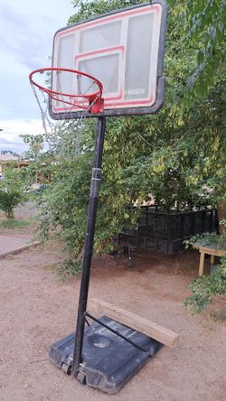 Basketball hoop