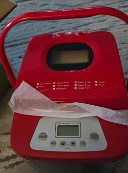 Bread Maker Cooks Essential Model 852