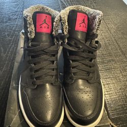 NIKE AIR JORDAN 1 Retro High GG 