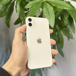 iPhone 11 - Unlocked - 128GB