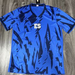 New nueva camisa de El Salvador 2023 /2024 Nueva $39.99 S M L XL 2XL I also  carry other jerseys please check my other posts, thanks! for Sale in Las  Vegas, NV - OfferUp