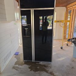 Refrigerator, Build In