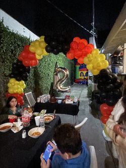 Balloon Garland